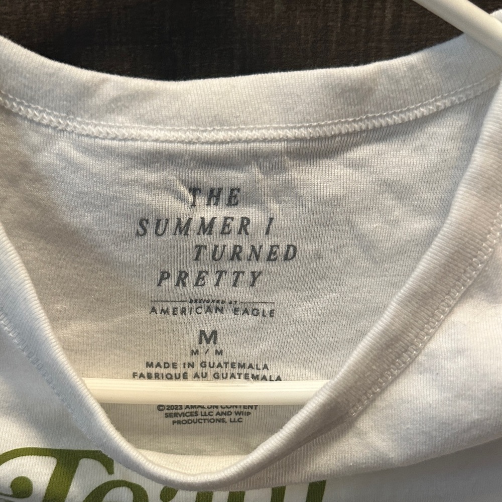 The Summer I turned Pretty Fans AE White Team Jeremiah Tee - Picture 2 of 2